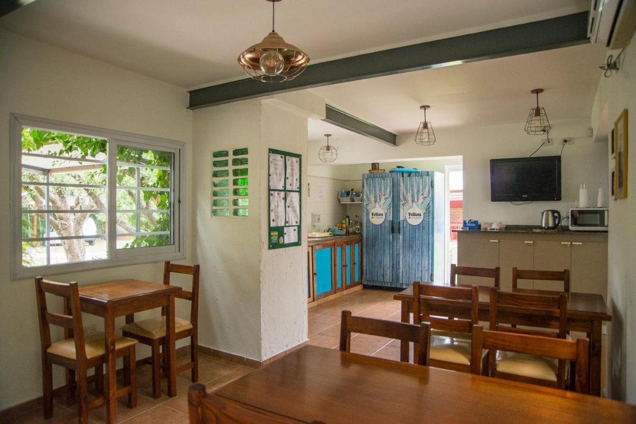 Feliza Hostel ヴィラ・カルロス・パス エクステリア 写真