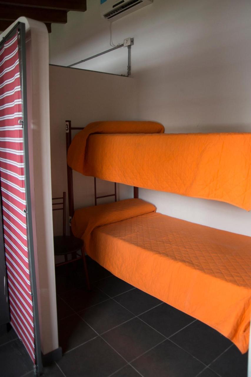 Feliza Hostel ヴィラ・カルロス・パス エクステリア 写真
